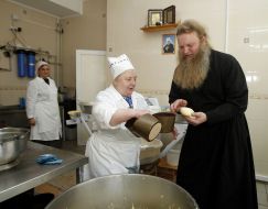 Baking Easter cakes