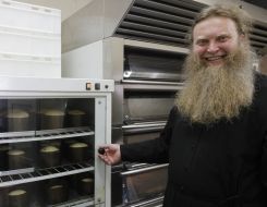 Baking Easter cakes