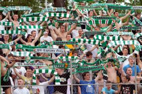 Fans of FC "Karpaty" (Lvov)