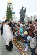 Освячення великодніх кошиків