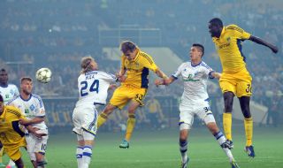 Playing moment of match