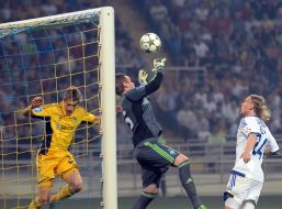 Playing moment of match