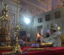 Easter divine service