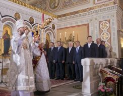 Easter divine service