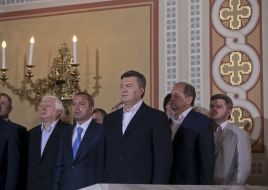 Viktor Yanukovich, Viktor Pshonka, Anatoliy Mogielv, Eduard Stavitskiy and Andrey Klyuev