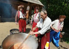 Cossacks cook kulysh
