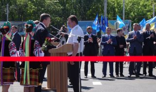 Participants of the opening road junction and bridge
