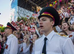 Установление рекорда "Массовое исполнение песни «День победы»"