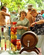 Women choose moonshine