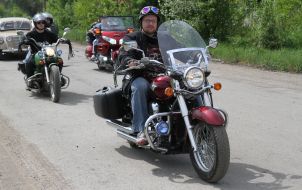 Participants motorcycle pilgrimage