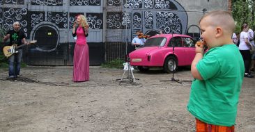 Member of the "Gloria"