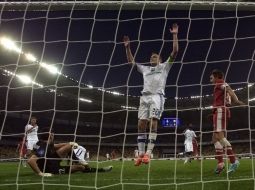 Oleg Gusev and Rustam Khudzhamov