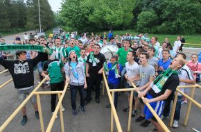 Fans of FC "Karpaty" (Lvov)