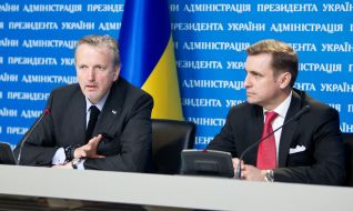 Andrey Goncharuk and Konstantin Yeliseyev