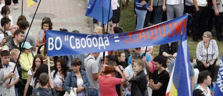 Participants of the anti-fascist meeting