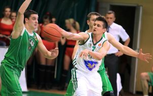 Playing moment of match