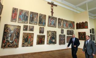 Bohorodchany iconostasis