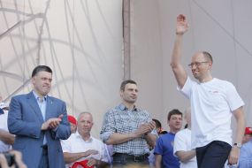 Arseniy Yatsenyuk, Vitaliy Klichko and Oleg Tyagnibok