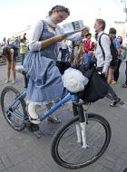Участница "Велопарада в клеточку"
