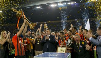 Мирча Луческу, Виктор Янукович и Ринат Ахметов