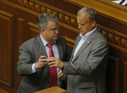 Yaroslav Sukhoy and Andrey Mokhnik