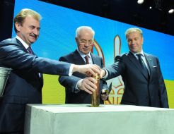 Aleksandr Popov and Nikolay Azarov