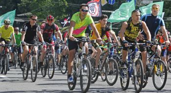 Participants of paradu "bicycle day"