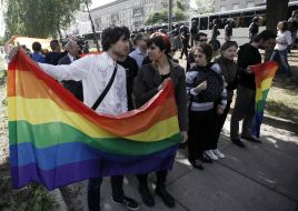 Участники "Марша равенства"