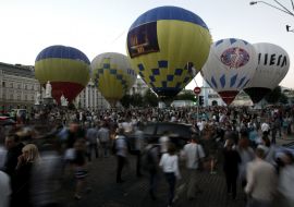 «Evening radiance of balloons on Mikhaylovskaya» shaw in Kiev