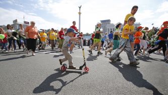 Participants of the "Chestnut Run"