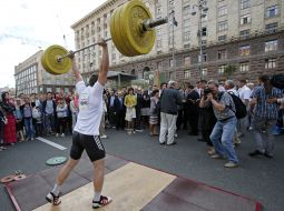 Models appearances on heavy athletics