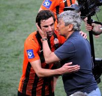 Dario Srna and Mircea Lucescu