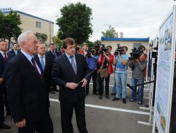 Vladimir Kozak and Nikolay Azarov