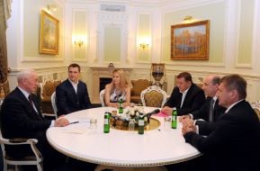 Константин Касянчук, Александра Касянчук  и Николай Азаров
