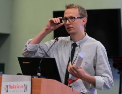 Роман Вінтонів