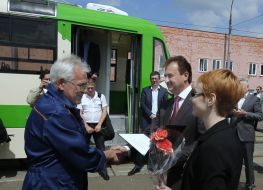 Aleksandr Popov and Vladimir Marchenko