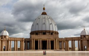 Базиліка Нотр-дам-де-ла-Пе