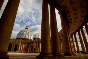 Базиліка Нотр-дам-де-ла-Пе