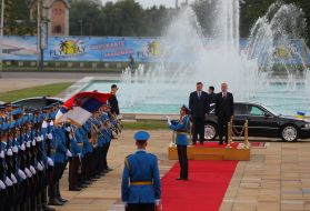 Viktor Yanukovych and Tomislav Nikolic