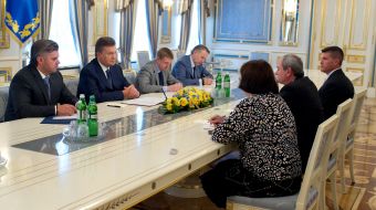 Viktor Yanukovych and James Johnson