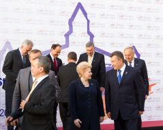 Viktor Yanukovych and Dalia Grybauskaite  