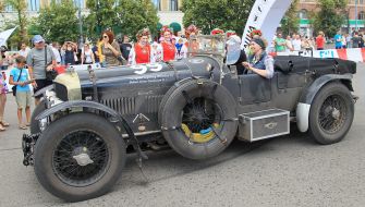 Meeting of participants of rally in Kharkov