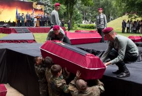 Церемония перезахоронения