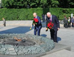 Vladimir Rybak and Nikolay Azarov