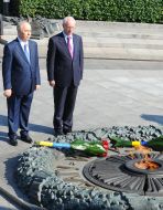 Vladimir Rybak and Nikolay Azarov