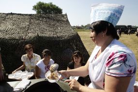 Field Kitchen