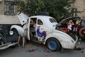 Car Party rally "Paris-Beijing 2013"