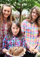 Martha and Nastya Kolda and Juliana Senkiv