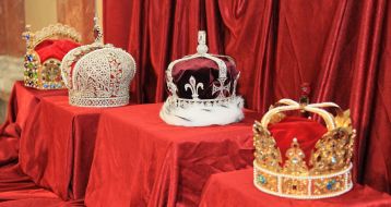 Collection of copies of the most valuable crowns of the world