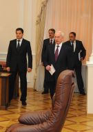 Николай Азаров